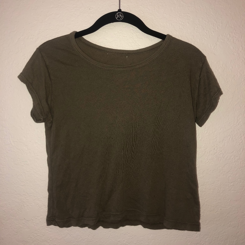 Brandy Melville Crop top / army olive green color